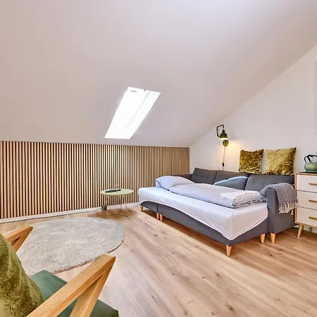 Hausberg Nest *